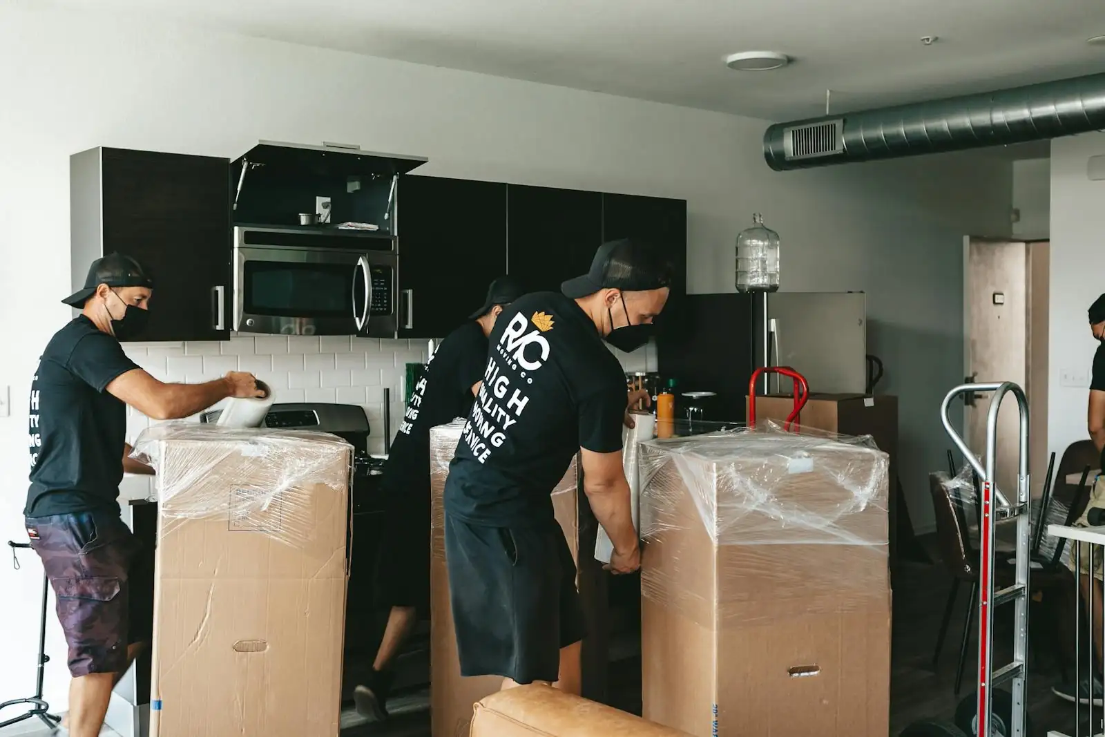 kickremovals teams in brighton